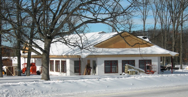 picture of exterior Dining Hall under construction
