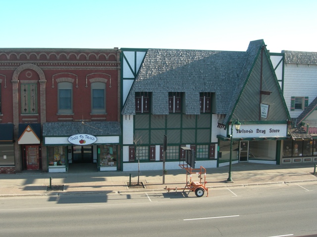 picture of Main Street buildings before construction