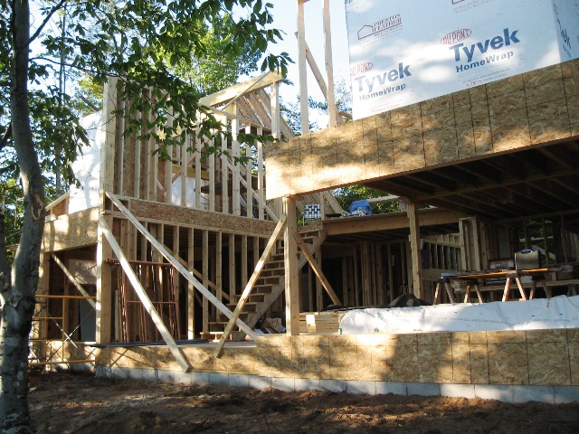 picture of front elevation, second floor framing