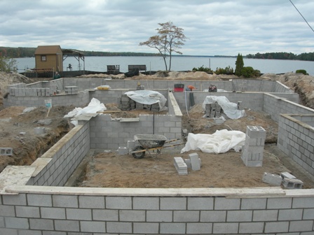 picture of foundation walls being built for custom home on Otsego Lake in Gaylord, Michigan